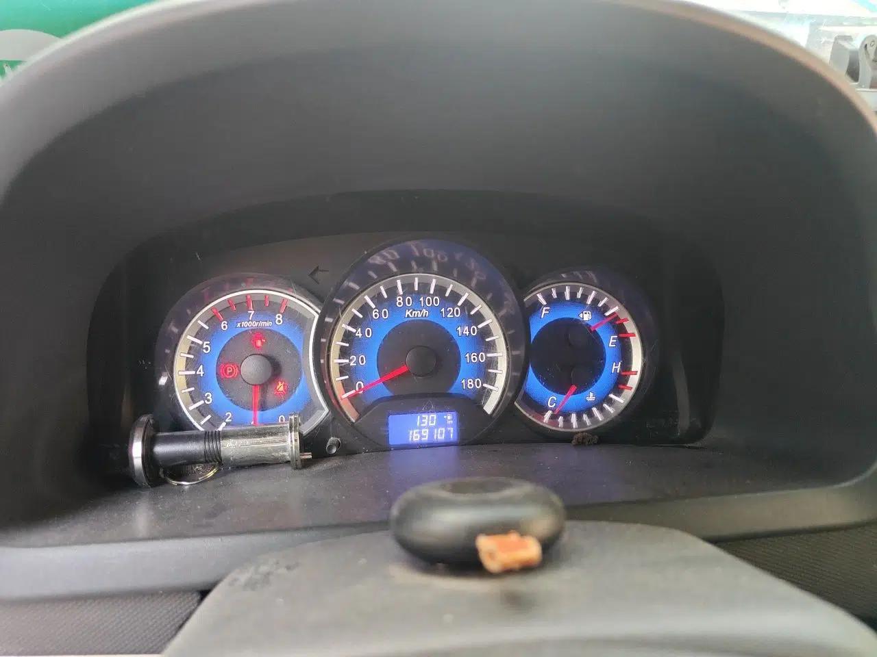 Suzuki Wagon R 2015 1.4L Manual All-Around Upgrade Version — миниатюра 11