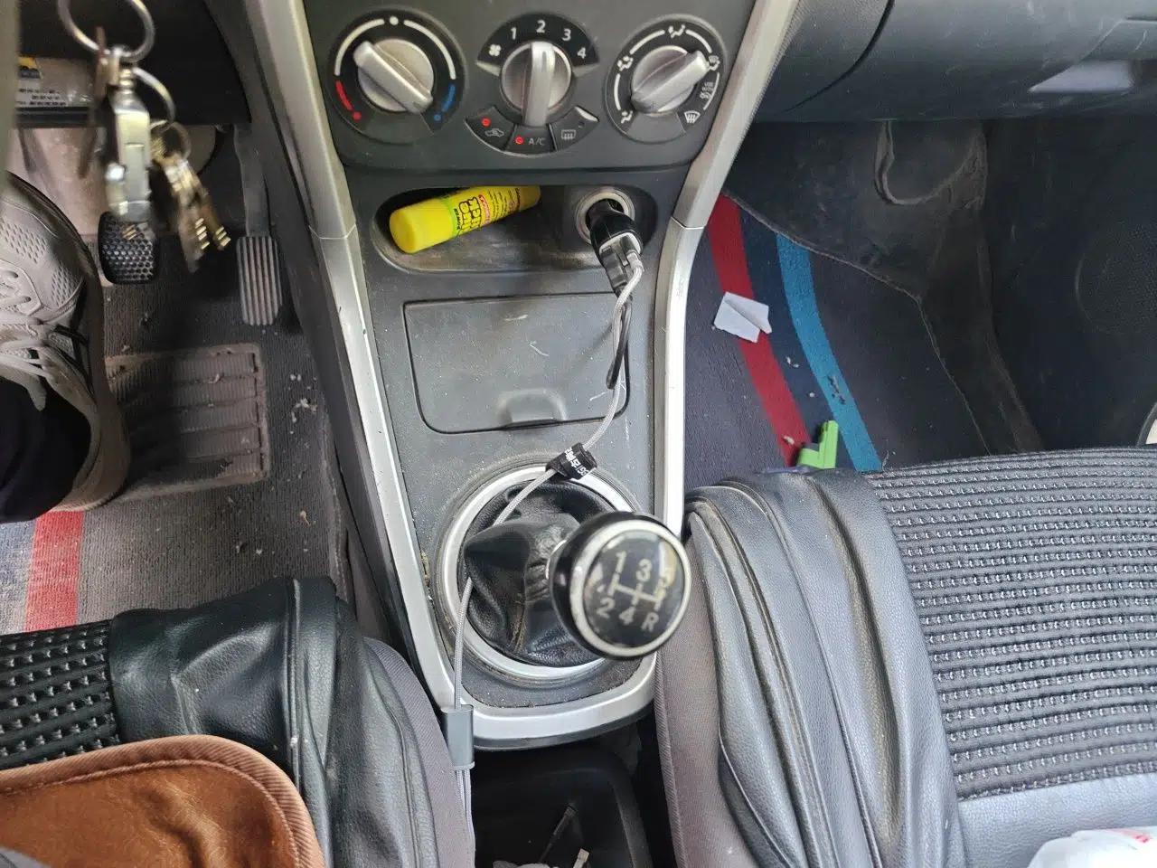 Suzuki Wagon R 2015 1.4L Manual All-Around Upgrade Version — миниатюра 14