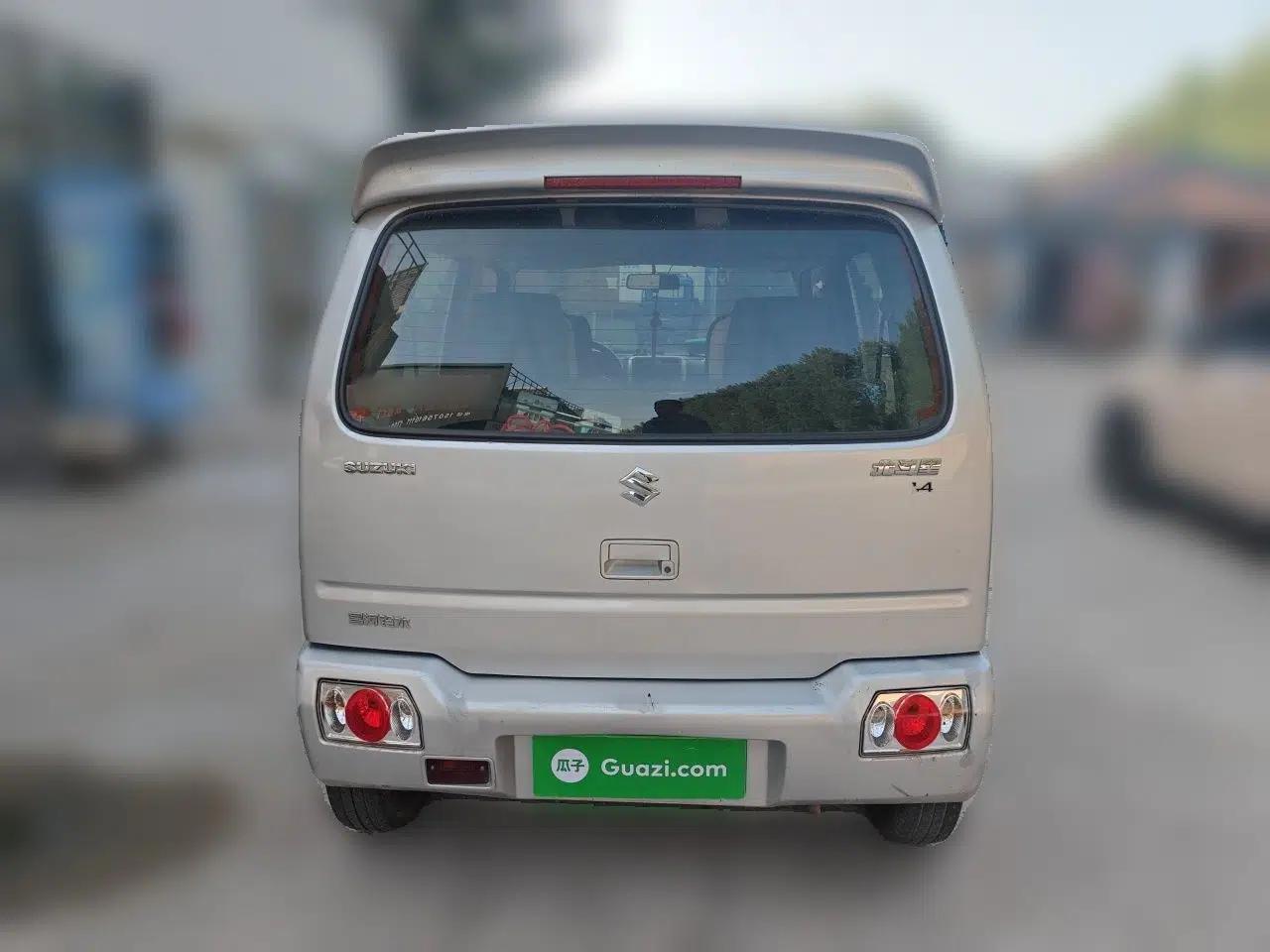 Suzuki Wagon R 2015 1.4L Manual All-Around Upgrade Version — миниатюра 5