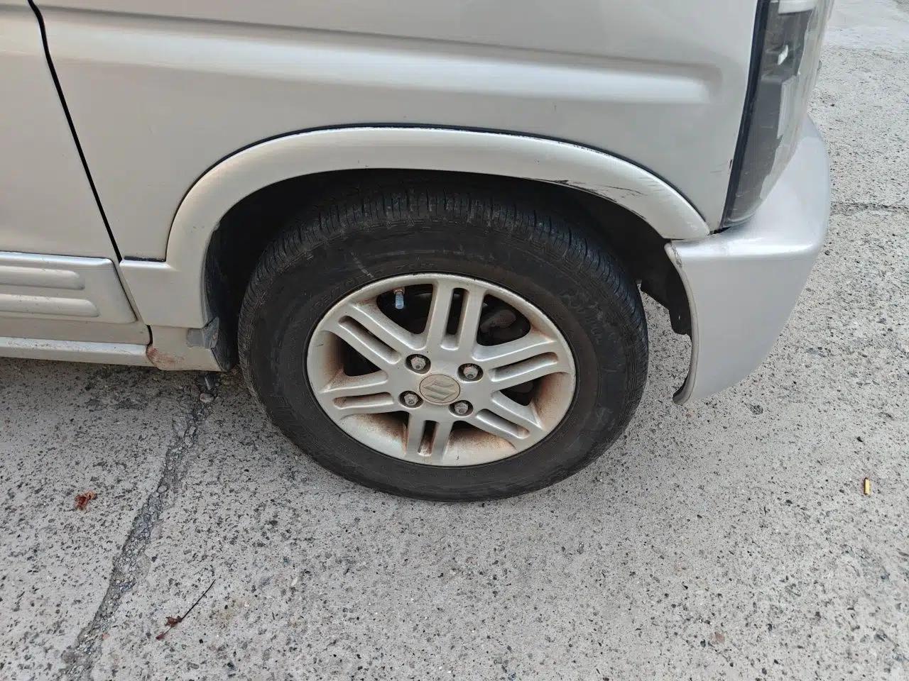 Suzuki Wagon R 2015 1.4L Manual All-Around Upgrade Version — миниатюра 8