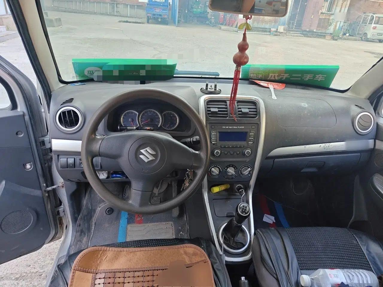 Suzuki Wagon R 2015 1.4L Manual All-Around Upgrade Version — миниатюра 9