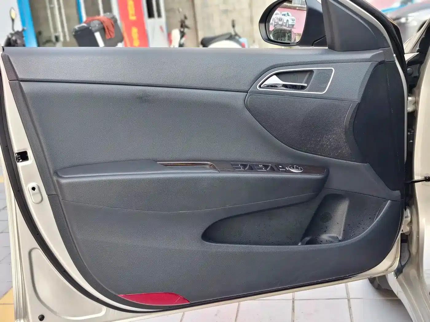 Hyundai Mistra 2016 1.6T Automatic Intelligent GLS — миниатюра 12