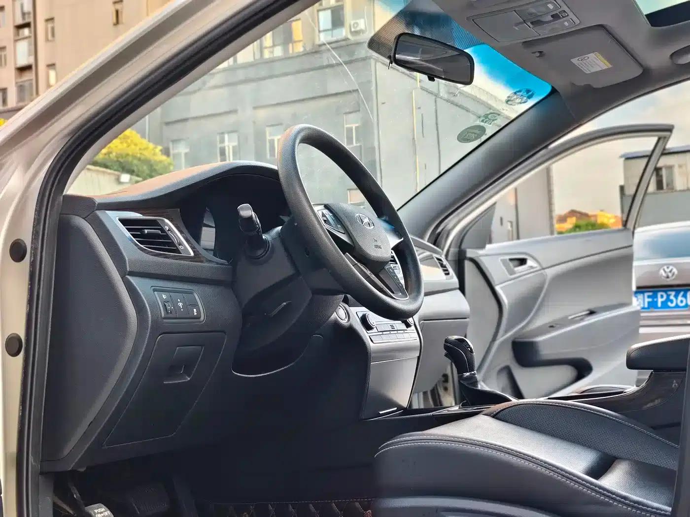 Hyundai Mistra 2016 1.6T Automatic Intelligent GLS — миниатюра 9