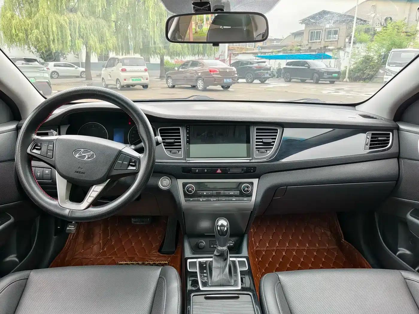 2014 Mistra 1.8L Automatic Intelligent GLS — миниатюра 8