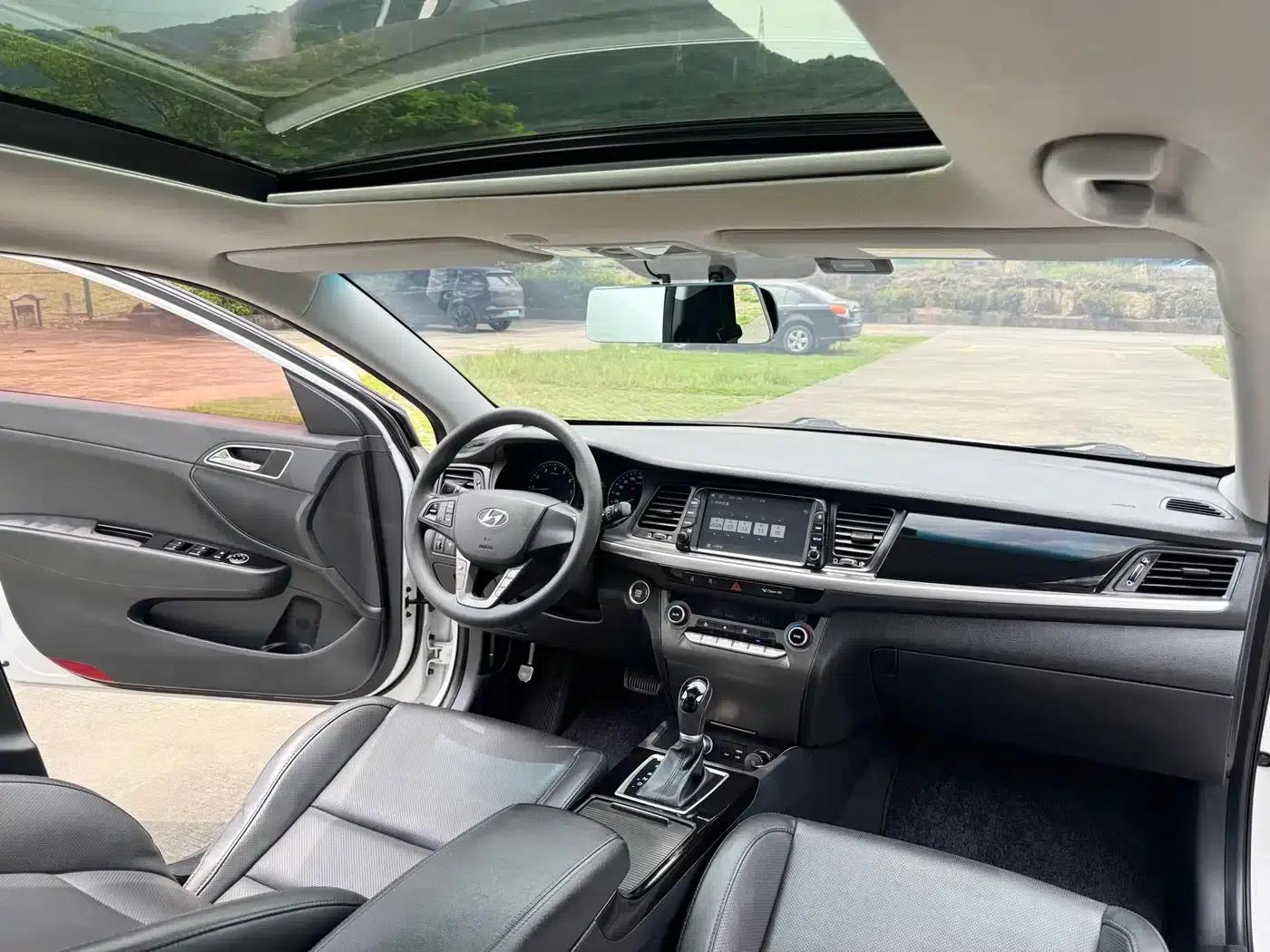 Hyundai Mistra 2017 1.8L Automatic Intelligent GLS (National V Emission Standard) — миниатюра 11