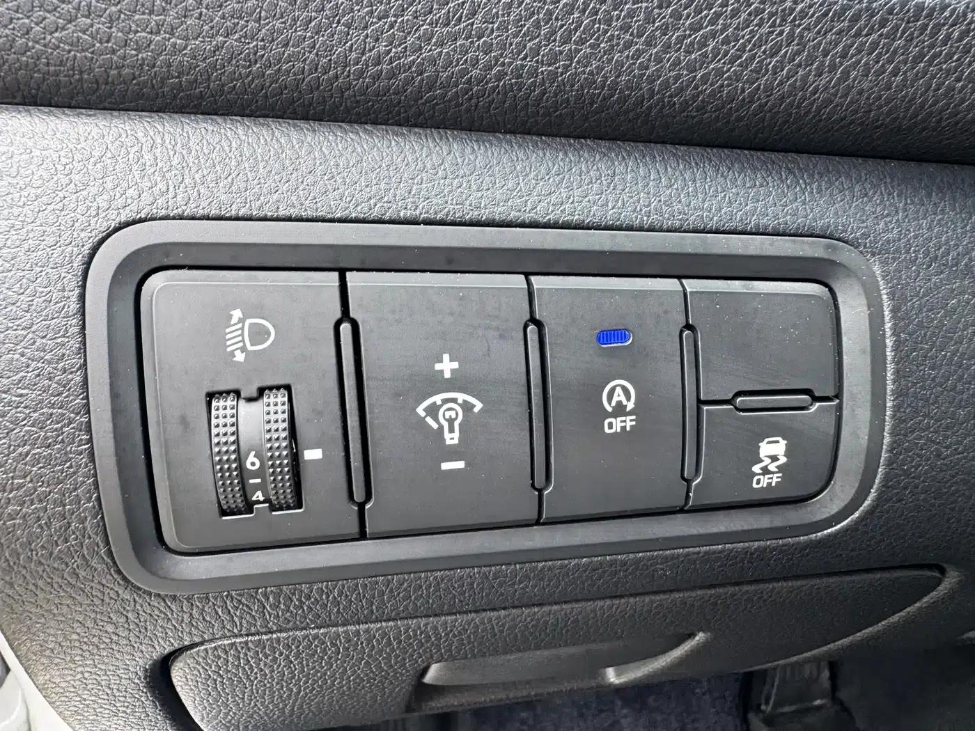 Hyundai Mistra 2017 1.8L Automatic Intelligent GLS (National V Emission Standard) — миниатюра 6