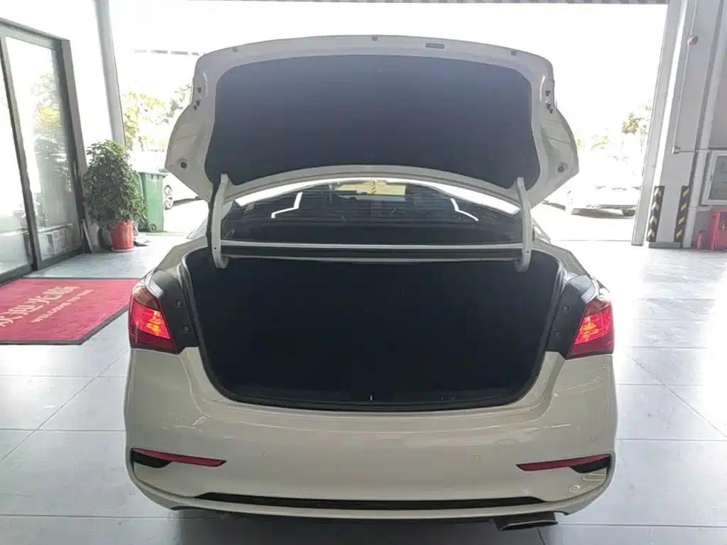 Hyundai Mistra 2017 1.8L Automatic Intelligent GLS (National V Emission Standard) — миниатюра 19