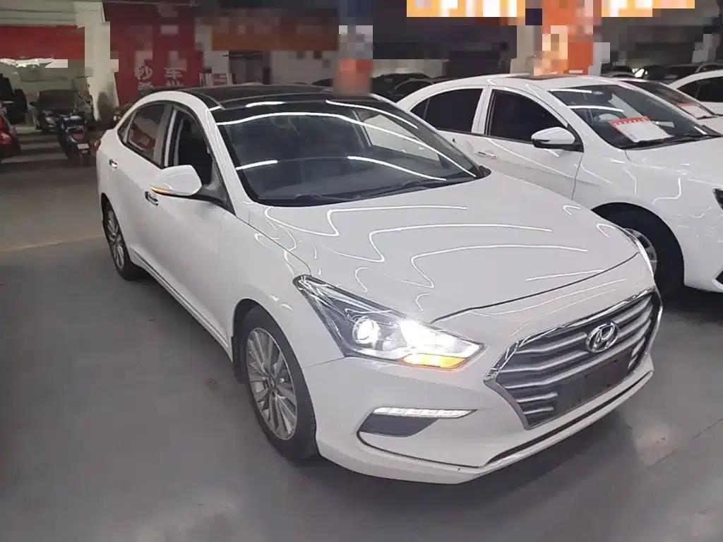Hyundai Mistra 2017 1.8L Automatic Intelligent GLS (National V Emission Standard) — миниатюра 4