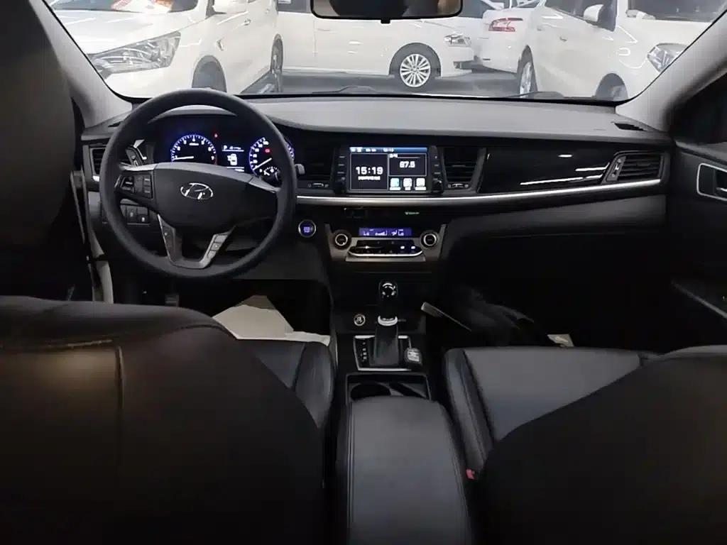 Hyundai Mistra 2017 1.8L Automatic Intelligent GLS (National V Emission Standard) — миниатюра 10