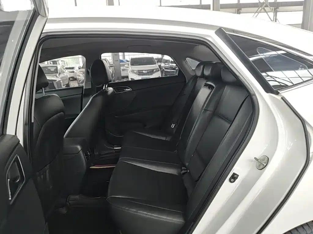 2014 Mistra 1.8L Automatic Intelligent GLS — миниатюра 17