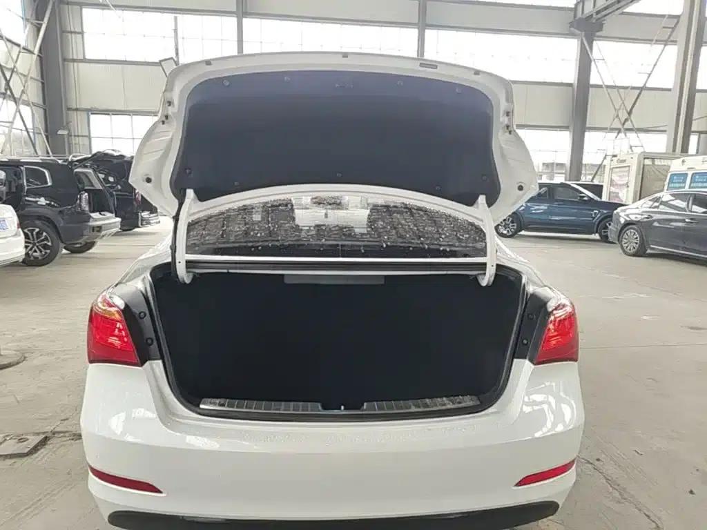 2014 Mistra 1.8L Automatic Intelligent GLS — миниатюра 19