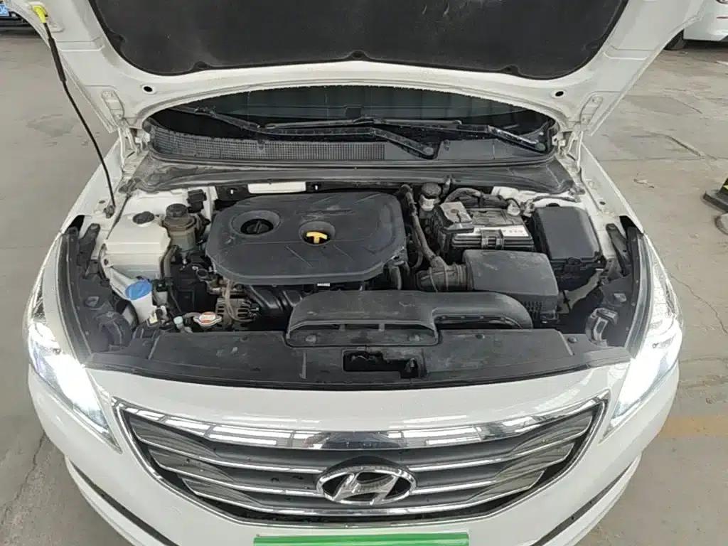 2014 Mistra 1.8L Automatic Intelligent GLS — миниатюра 20