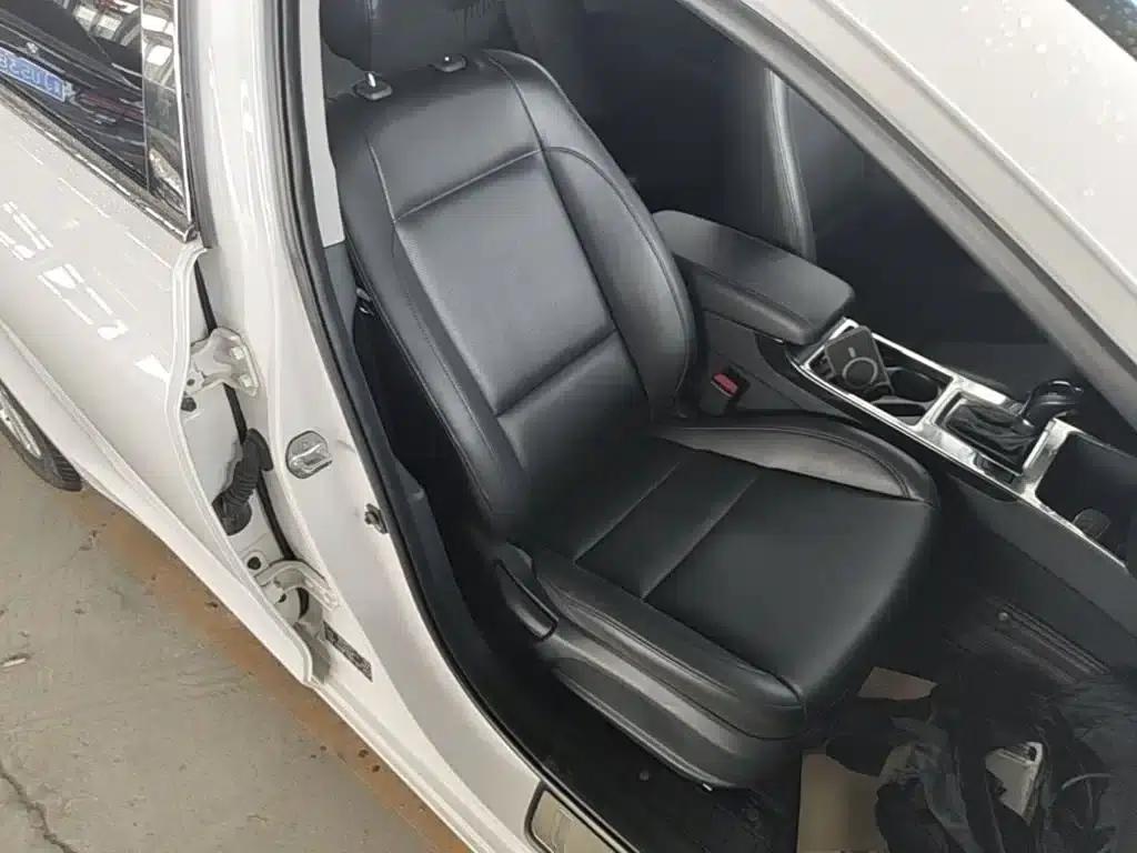 2014 Mistra 1.8L Automatic Intelligent GLS — миниатюра 25