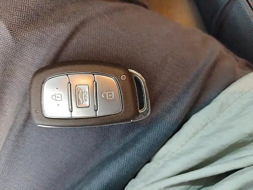 Hyundai Mistra 2017 1.8L Automatic Intelligent GLS (National V Emission Standard) — миниатюра 12