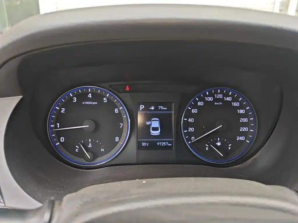Hyundai Mistra 2017 1.8L Automatic Intelligent GLS (National V Emission Standard) — миниатюра 8