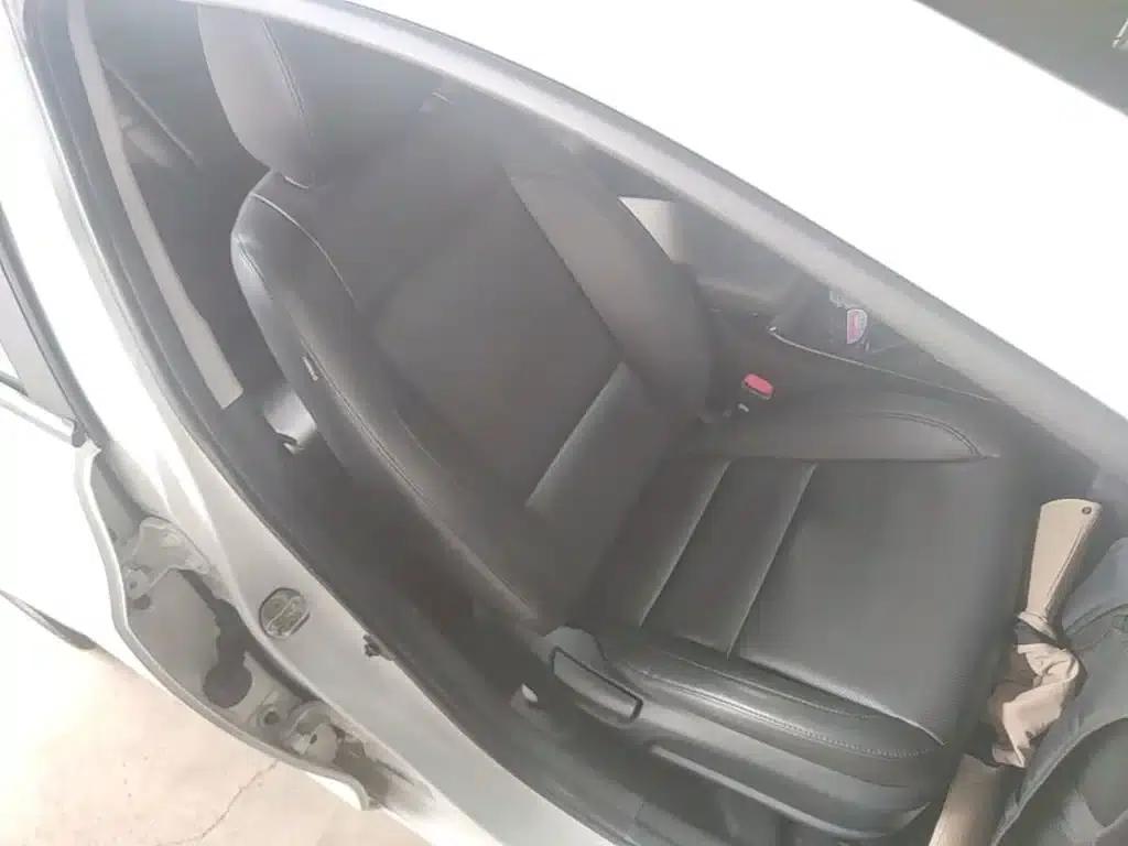 2014 Mistra 1.8L Automatic Premium DLX — миниатюра 25