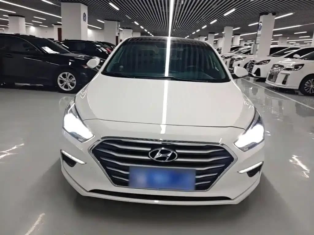 Hyundai Mistra 2017 1.8L Automatic Intelligent GLS (National V Emission Standard) — миниатюра 3