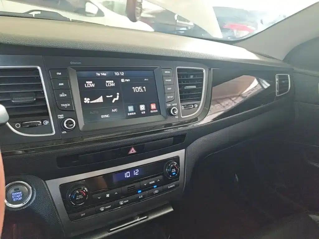 2016 Mistra 1.8L Automatic Intelligent GLS — миниатюра 10