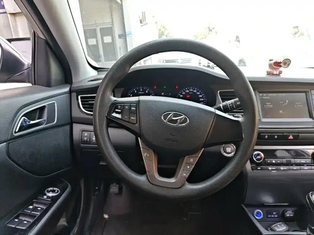 2016 Mistra 1.8L Automatic Intelligent GLS — миниатюра 11