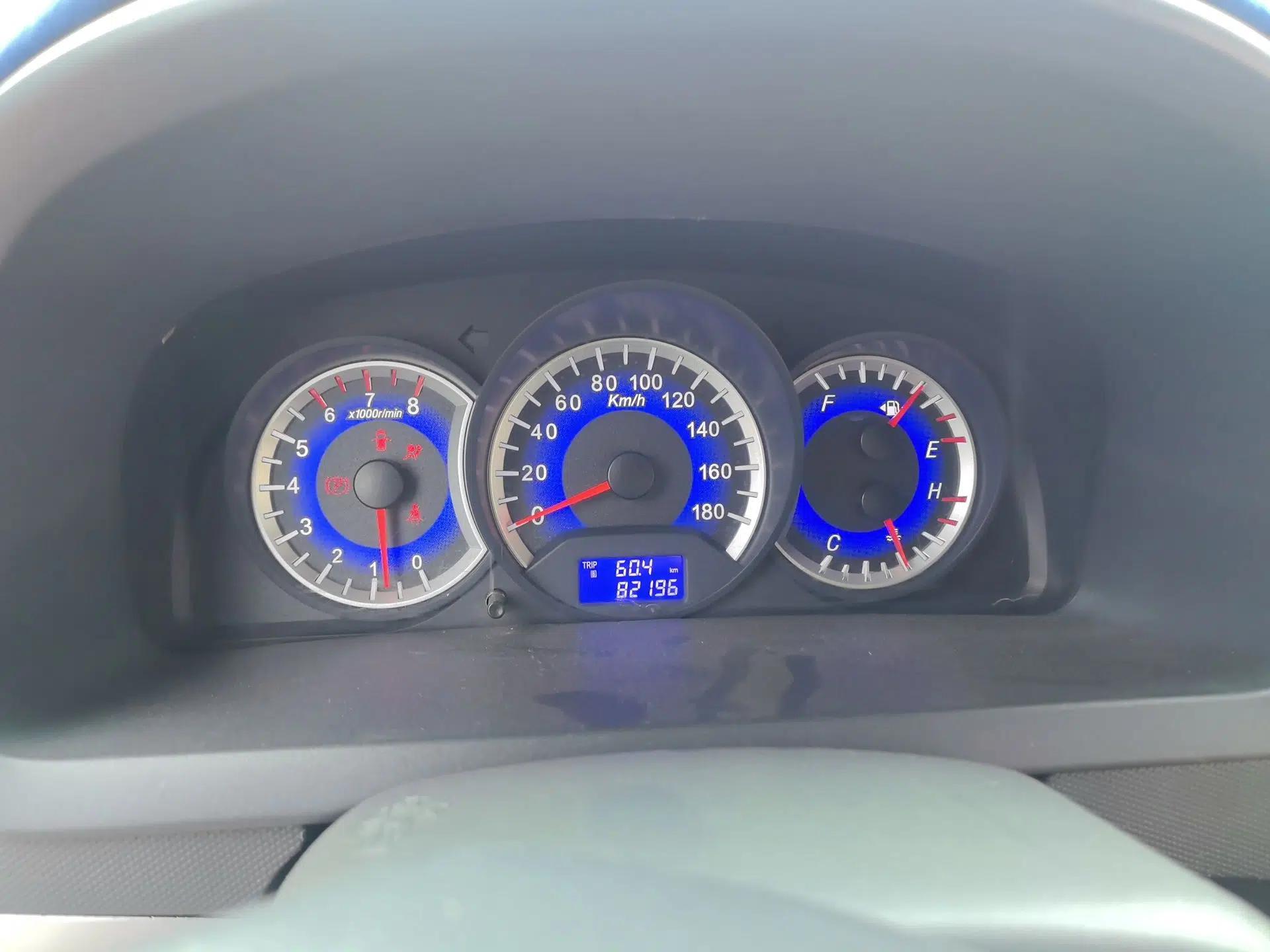Suzuki Wagon R X5 2013 Cruise Edition 1.4L VVT Standard Model — миниатюра 11