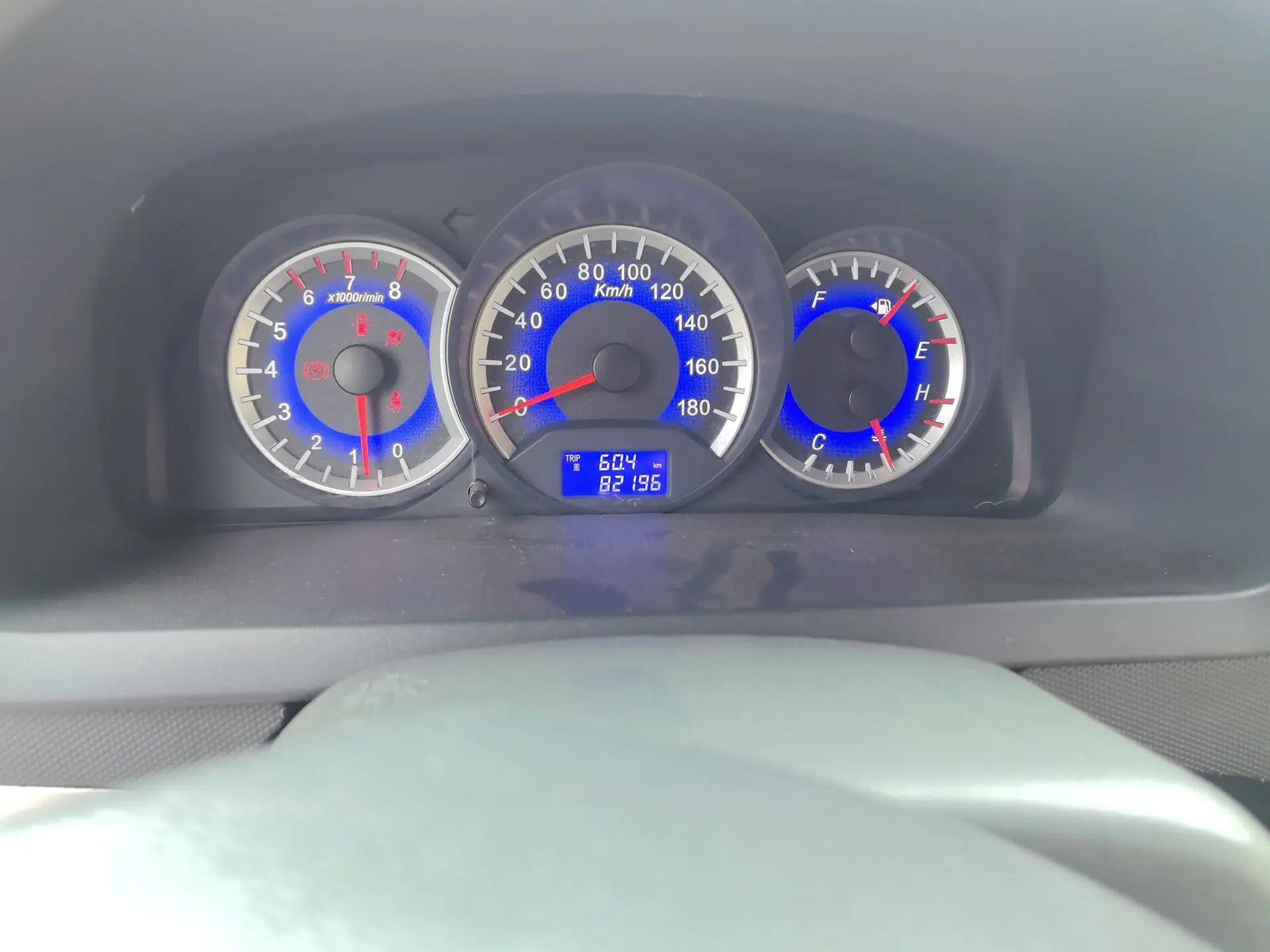 Suzuki Wagon R X5 2013 Cruise Edition 1.4L VVT Standard Model — миниатюра 12