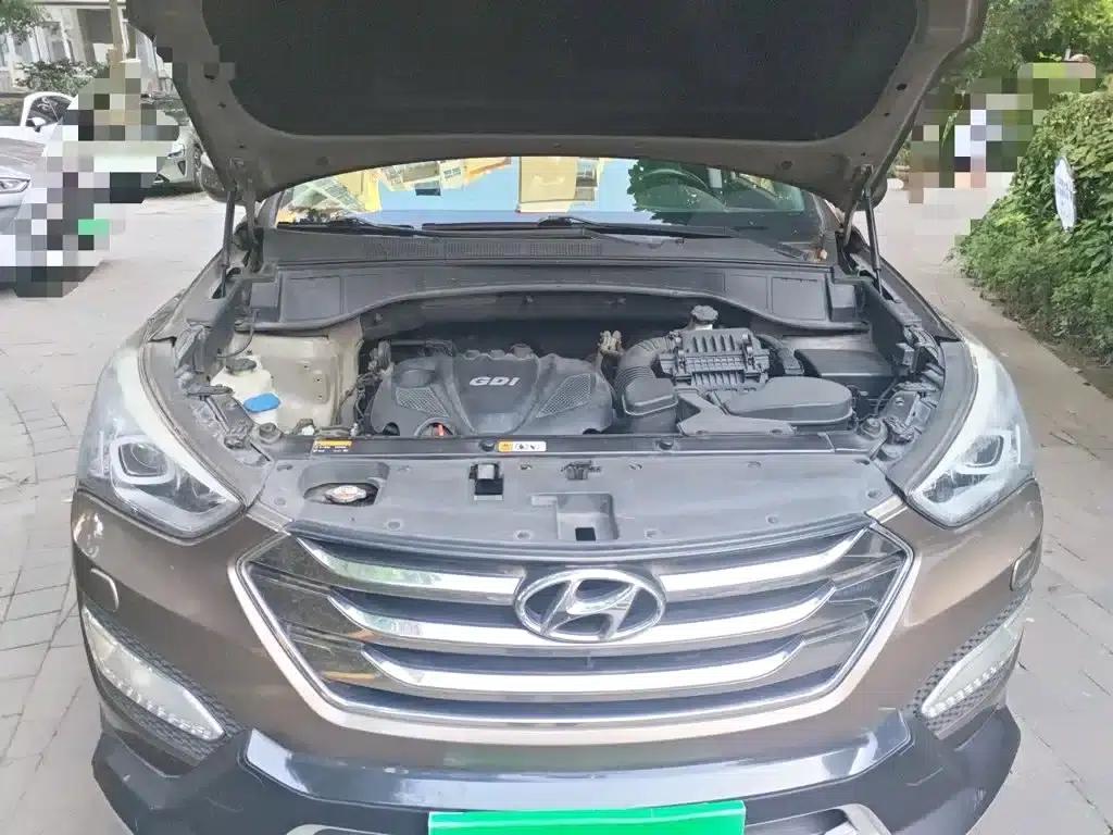 Santa Fe 2013 Facelift 2.4L Automatic 4WD Premium — миниатюра 16