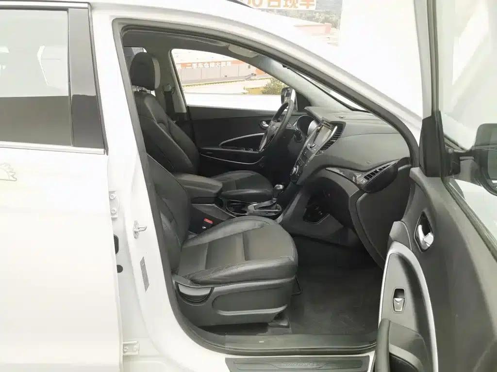 Santa Fe 2013 2.4L Automatic 2WD Smart Edition — миниатюра 23