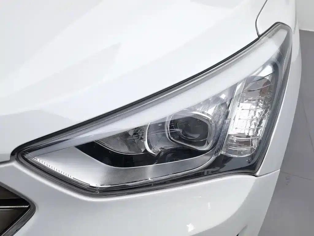Santa Fe 2013 2.4L Automatic 2WD Smart Edition — миниатюра 7