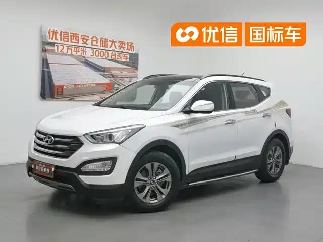Santa Fe 2013 2.4L Automatic 2WD Smart Edition