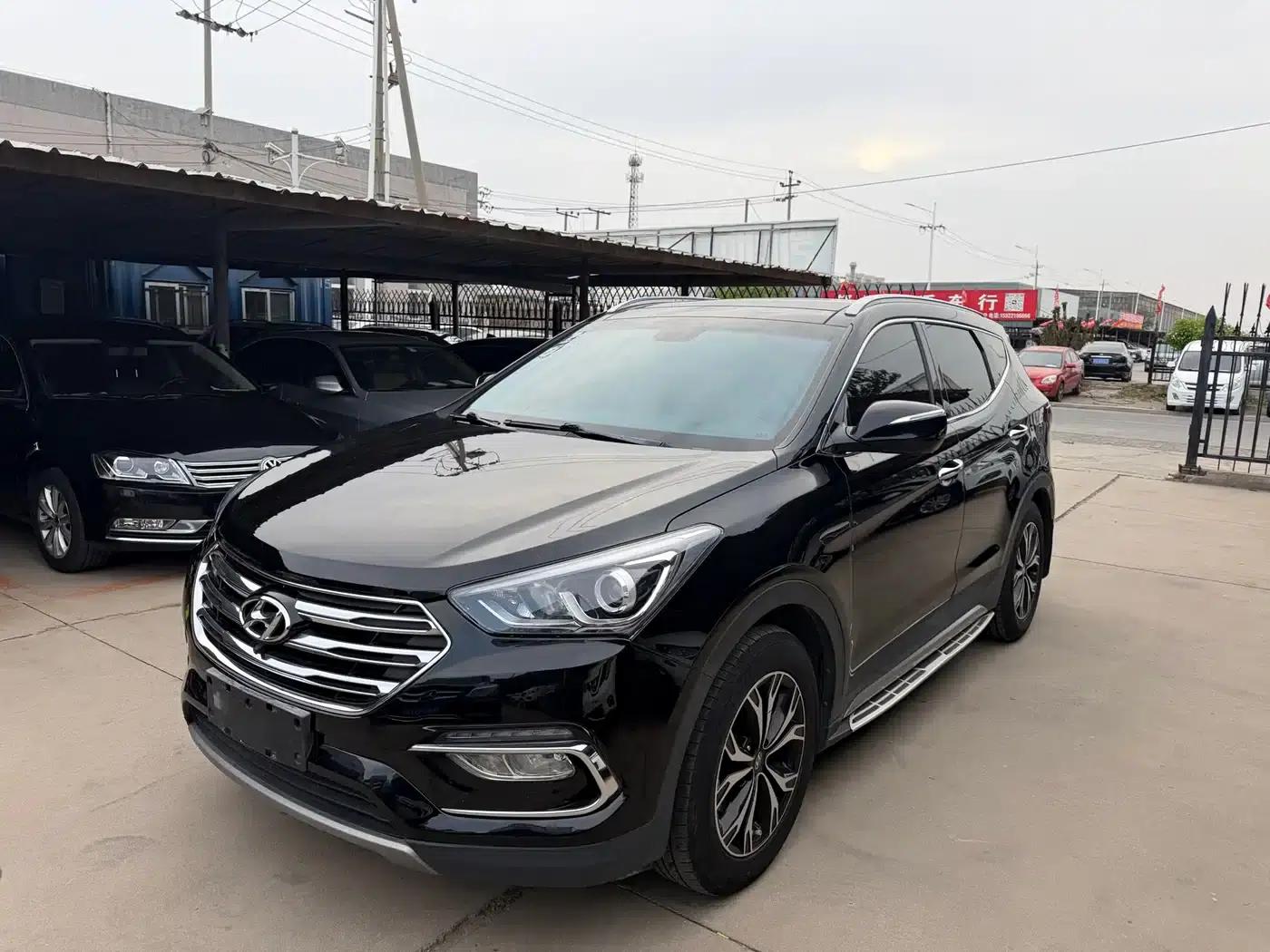 Santa Fe 2017 2.0T Automatic 2WD Smart 7-Seater — миниатюра 1
