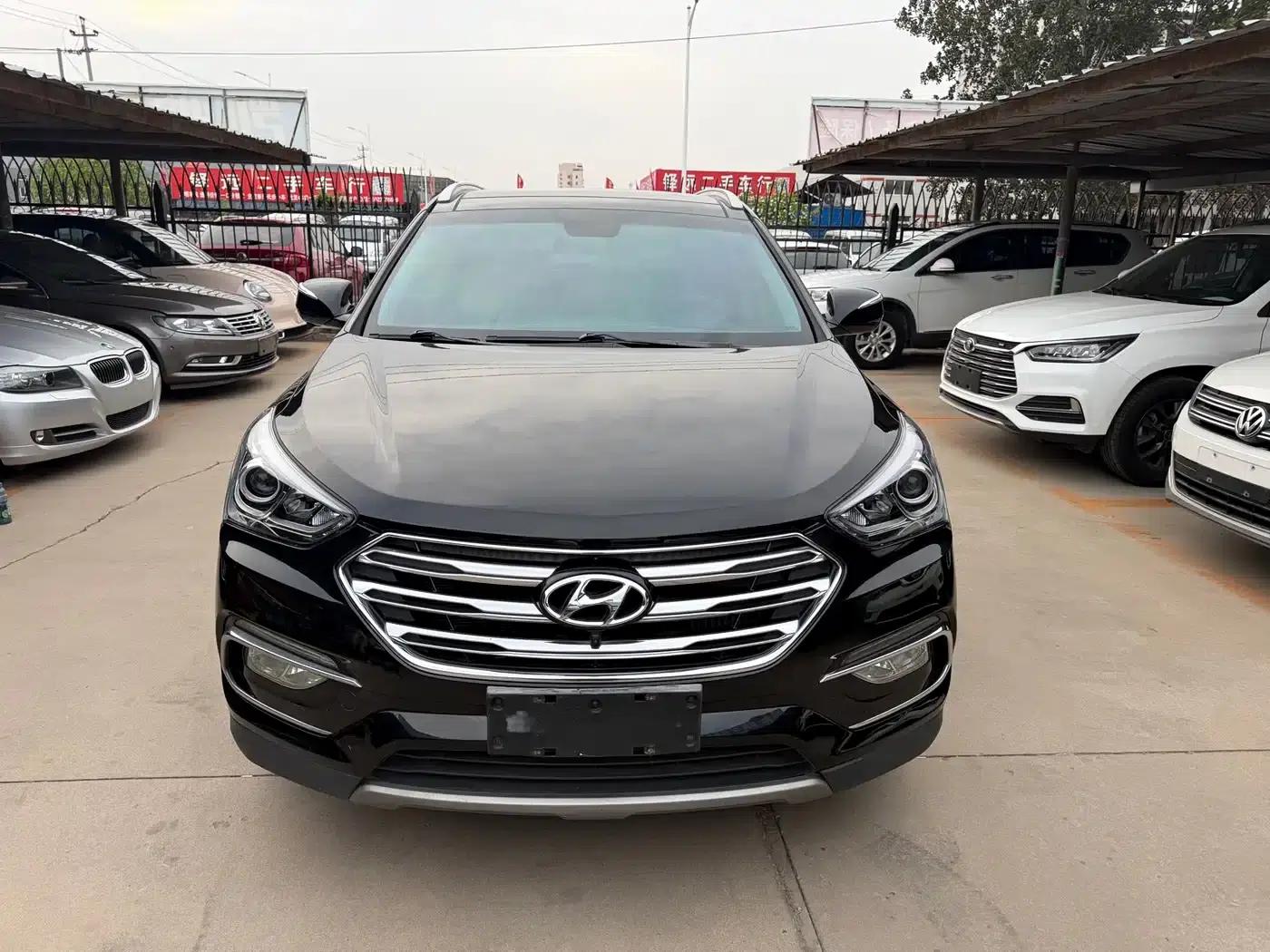 Santa Fe 2017 2.0T Automatic 2WD Smart 7-Seater — миниатюра 2