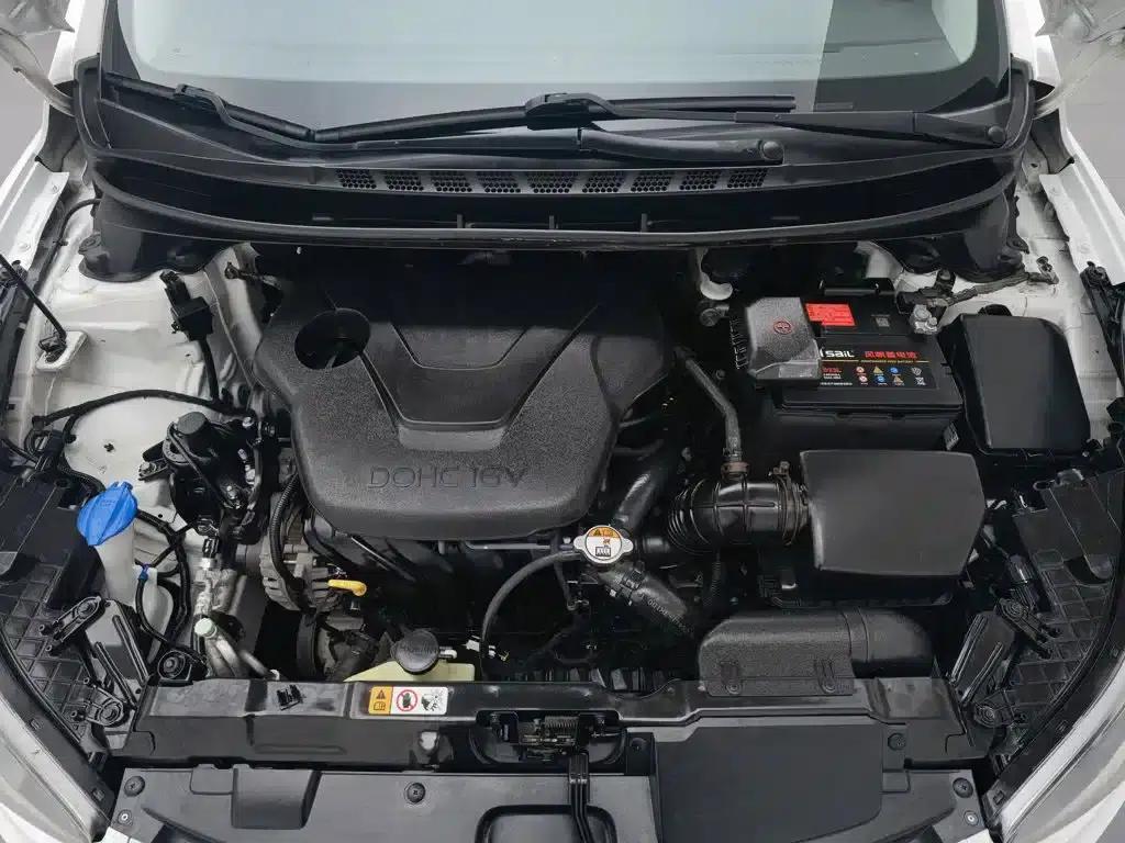 Hyundai Elantra 2012 1.6L Automatic Leading Edition — миниатюра 6