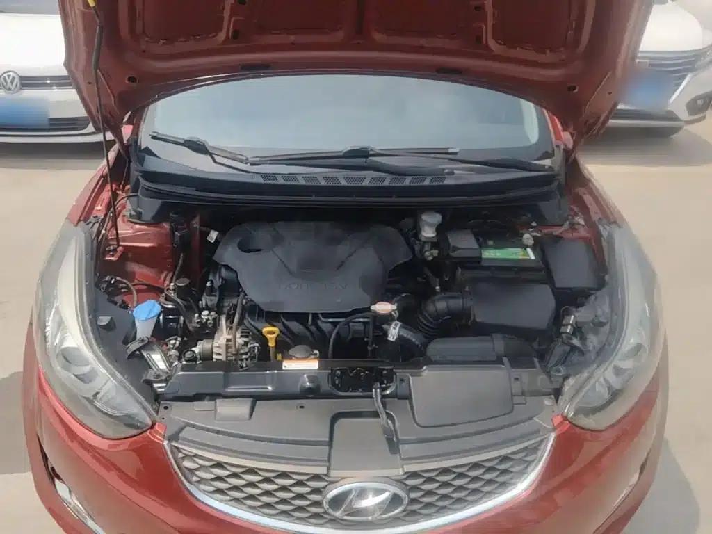 Hyundai Elantra 2016 1.6L Automatic Premium Edition — миниатюра 20