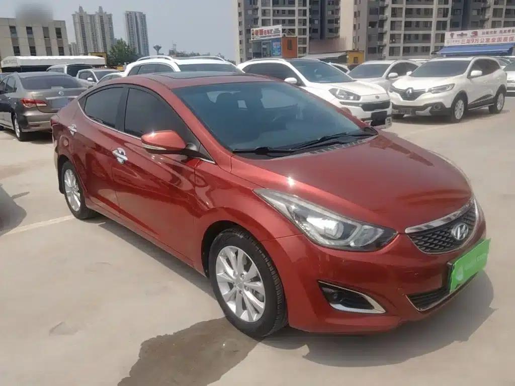 Hyundai Elantra 2016 1.6L Automatic Premium Edition — миниатюра 4