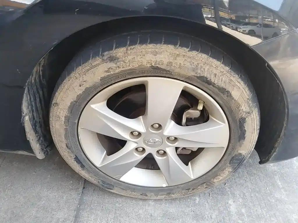 Hyundai Elantra 2012 1.6L Automatic Leading Edition — миниатюра 14