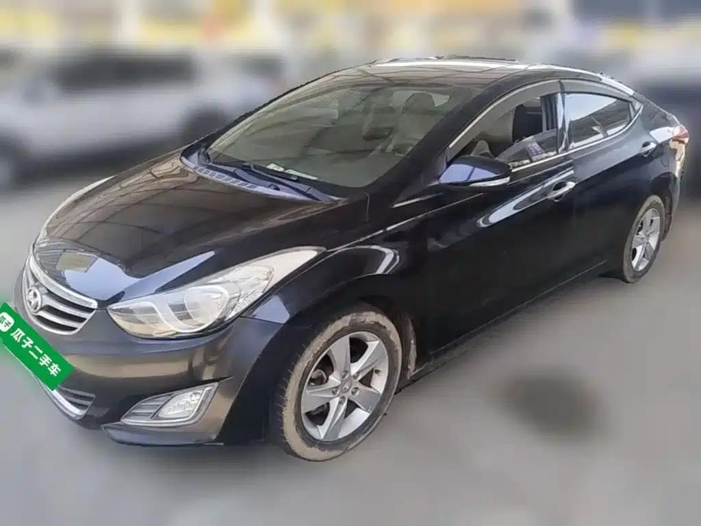 Hyundai Elantra 2012 1.6L Automatic Leading Edition — миниатюра 3
