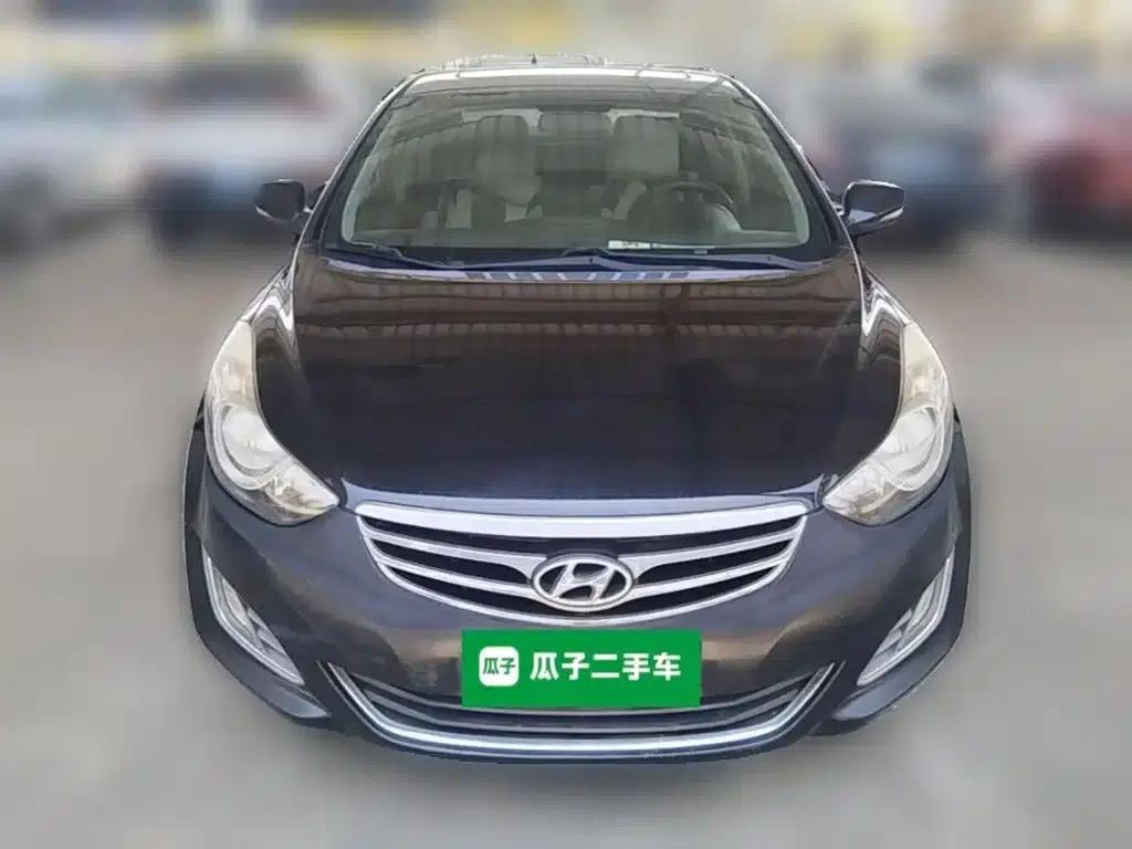 Hyundai Elantra 2012 1.6L Automatic Leading Edition — миниатюра 5