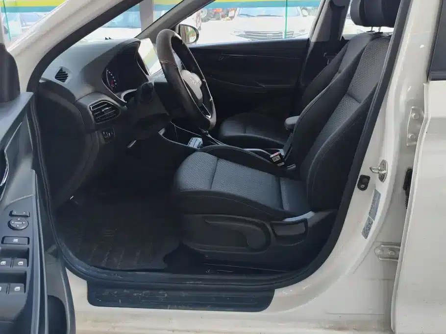 Hyundai Elantra 2018 1.6L Automatic GL (National VI Emission Standard) — миниатюра 9