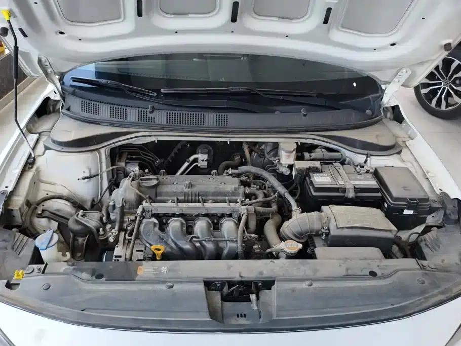 Hyundai Elantra 2018 1.6L Automatic GL (National VI Emission Standard) — миниатюра 10