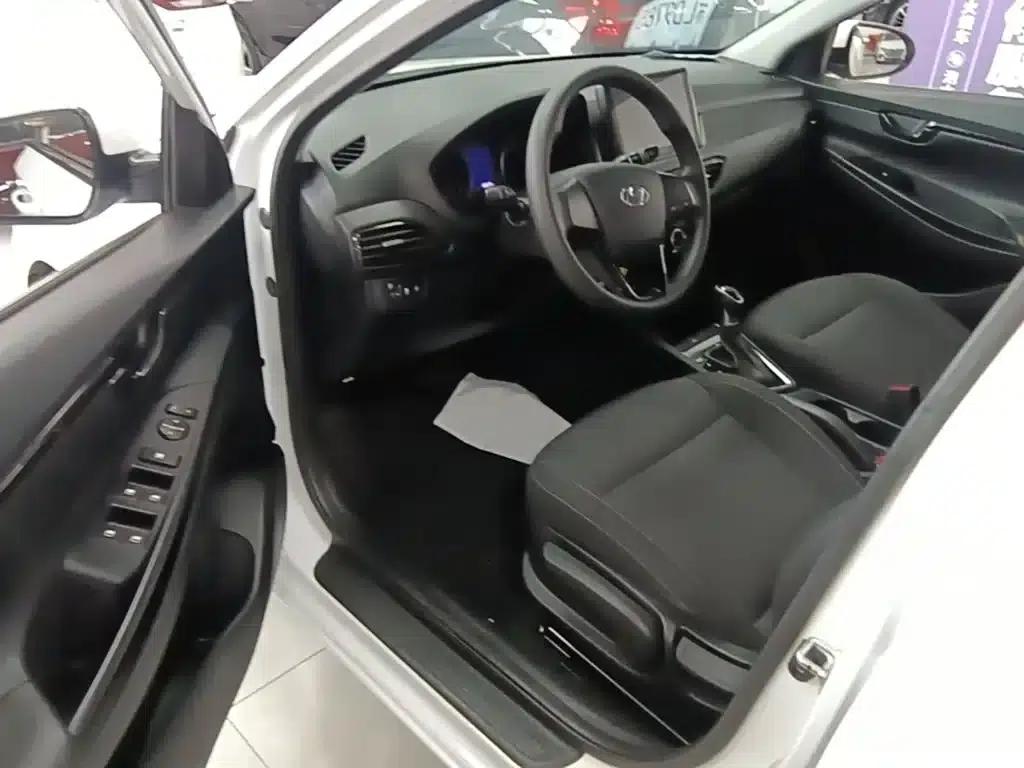 Hyundai Elantra 2018 1.6L Automatic GL (National VI Emission Standard) — миниатюра 16
