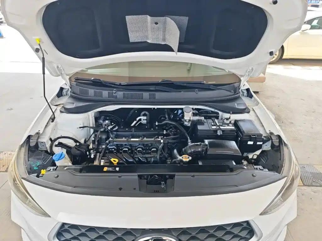 Hyundai Elantra 2020 1.6L Automatic GL Edition — миниатюра 20