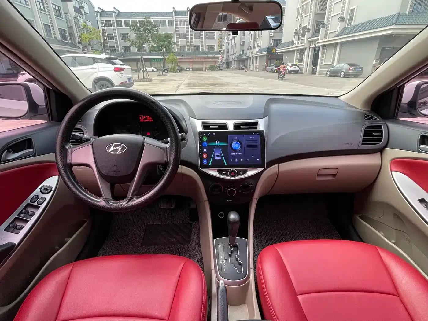 2016 Hyundai Reina 1.4L Automatic Intelligent GLS — миниатюра 10