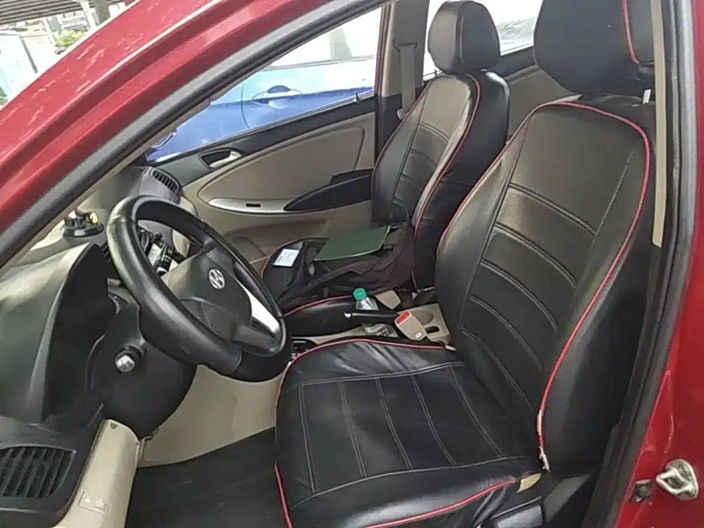 2014 Hyundai Reina 1.4L Automatic Intelligent GLS — миниатюра 15