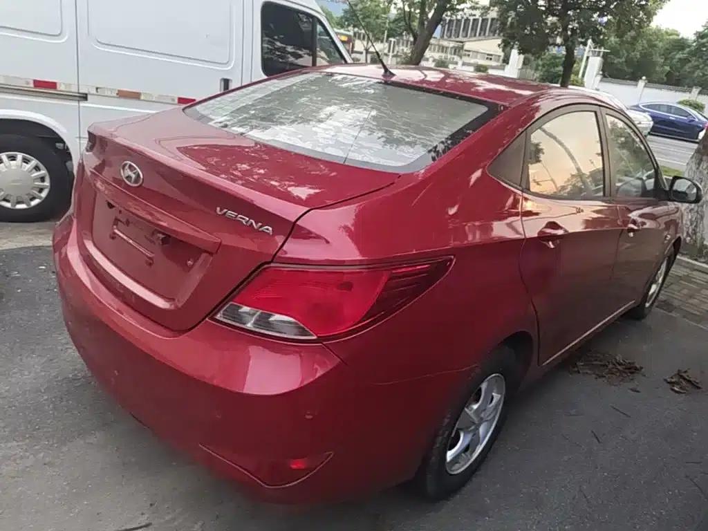 2014 Hyundai Reina 1.4L Automatic Intelligent GLS — миниатюра 7