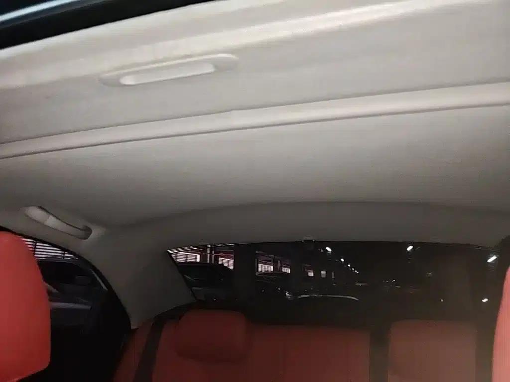 2017 Hyundai Reina 1.4L Automatic Premium Edition (National V Emission Standard) — миниатюра 9
