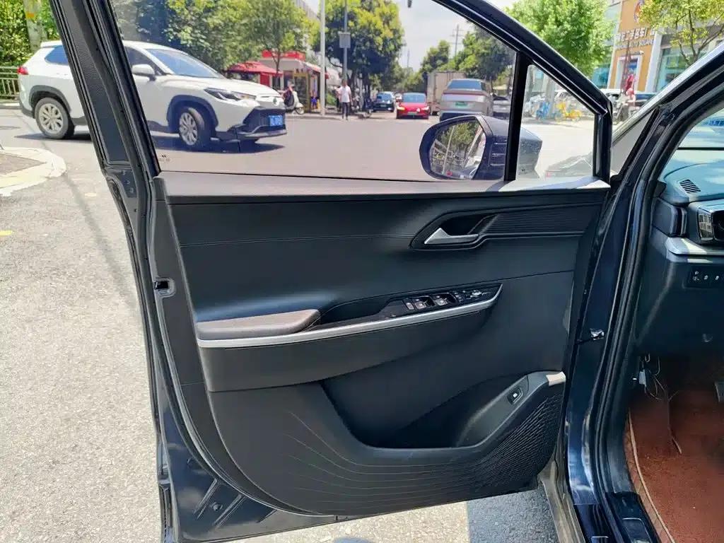 Kusto 2021 270TGDi Premium Edition LUX — миниатюра 6