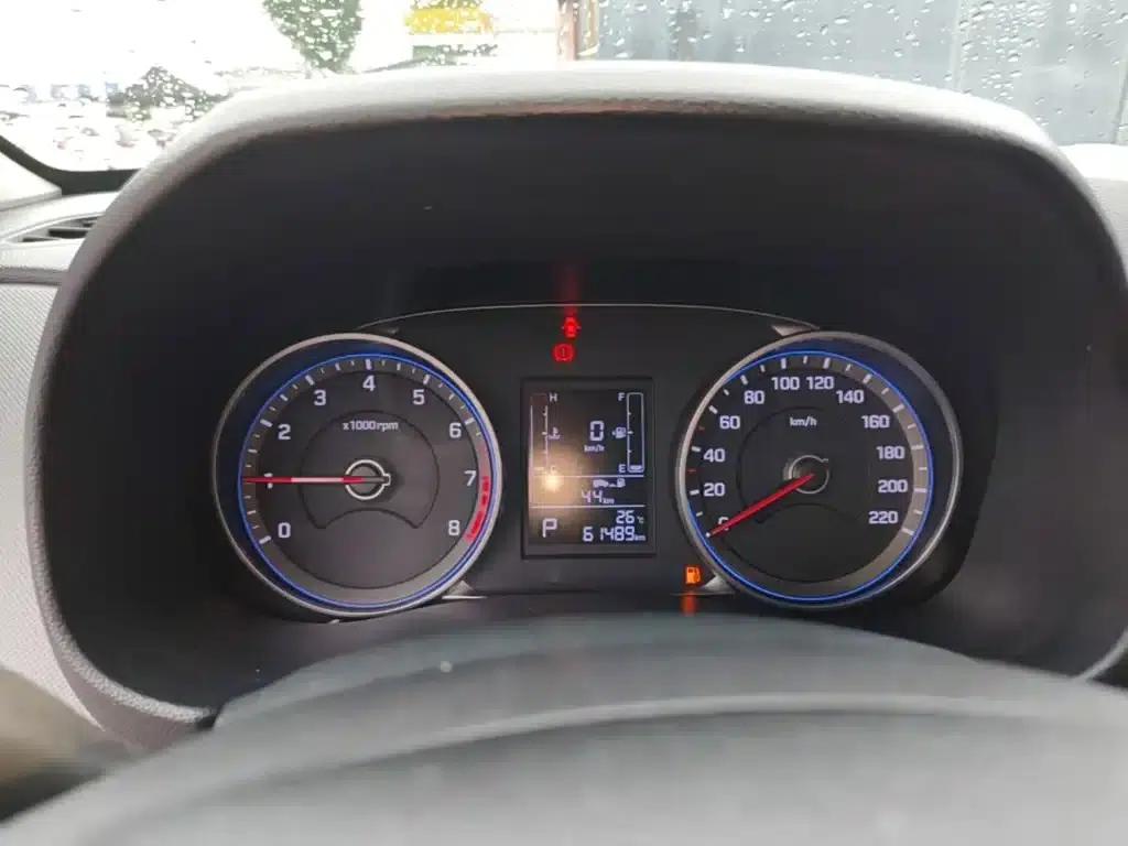 Beijing Hyundai ix25 2017 1.6L Automatic Smart Edition — миниатюра 12