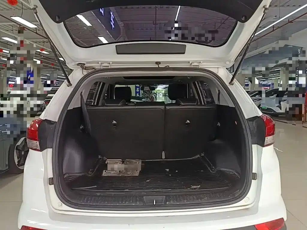 Beijing Hyundai ix25 2017 1.6L Automatic Smart Edition — миниатюра 19