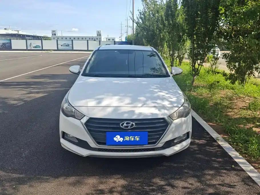 2016 Hyundai Verna 1.4L Automatic GLS (Cool Edition) — миниатюра 2