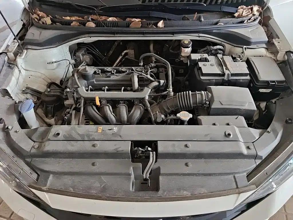 2020 Hyundai Verna 1.4L Manual GLS Cool Edition — миниатюра 17